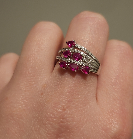 Bomb Party Regal Dreams - Picture 1 of 3